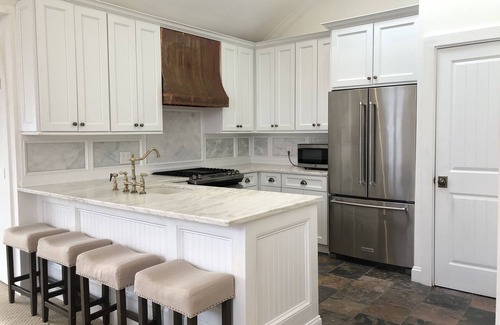 Ludlow Condo | Gorgeous Slopeside Winterplace/Okemo Vail Resorts Available Feb holiday/March!