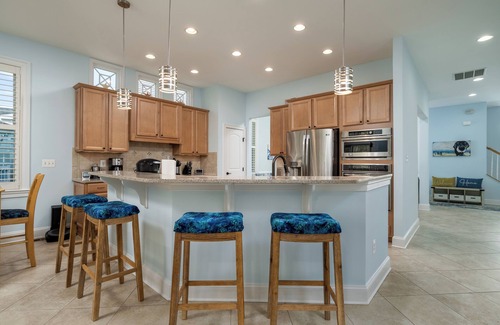 The Glade House | GORGEOUS, SPACIOUS HOME IN POOL/RESORT CMMTY- 41235 Gloucester, Rehoboth ,DE