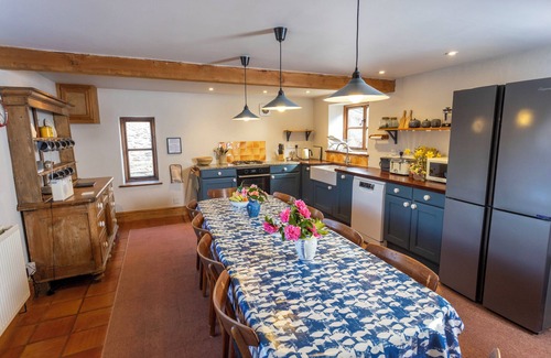 Over Stowey House | Gorgeous spacious converted barn perfect for families with large garden.