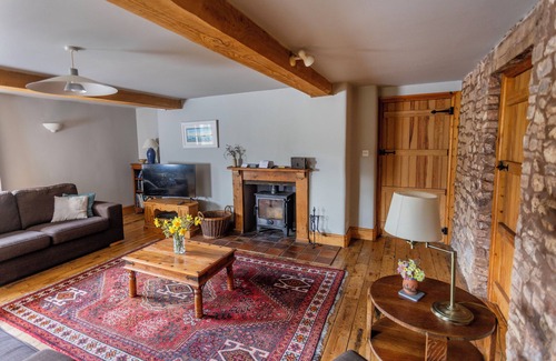 Over Stowey House | Gorgeous spacious converted barn perfect for families with large garden.