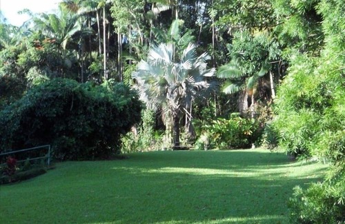 Papaikou Apartment | Gorgeous studio apartment on the Hamakua Coast 6 minutes to downtown Hilo. 99/nt