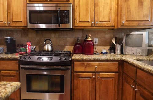 Rock Creek House | Gorgeous Townhouse West Little Rock