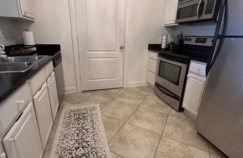 Tuscaloosa Condo | Gorgeous Tuscaloosa Condo. Perfect for Your Stay! Easy walk to stadium!