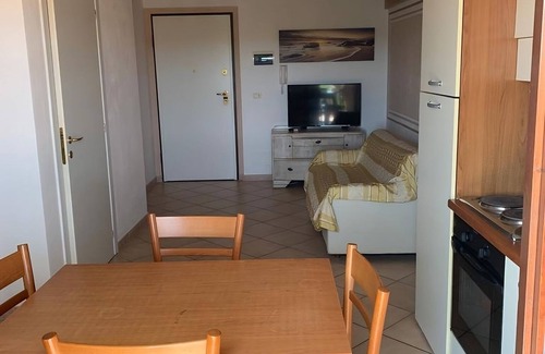 Marina di Grosseto Apartment | Gorgeous Two Bedroom Apartment Facing the SEA and PINETA - Perfect for Your Summer Vacation!