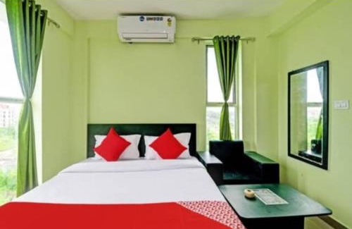 New Town Hotel | Goroomgo Green Oasis Inn Kolkata