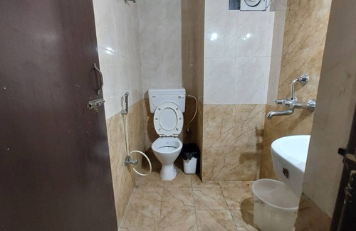 Bhubaneshwar Hotel | Goroomgo Hotel Tripletree Bhubaneswar