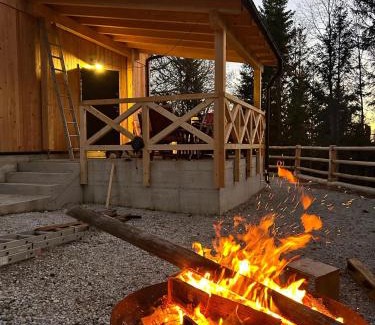 Ambroz pod Krvavcem House | Gorska koča Krvavec