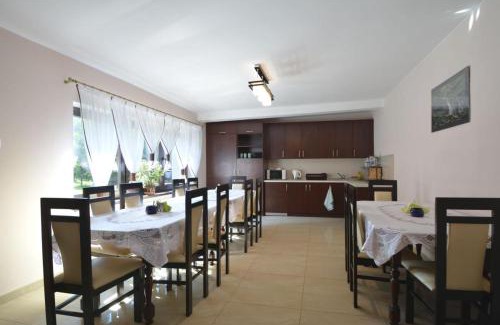 Niedzwiedz House | Gospodarstwo Agroturystyczne Watra