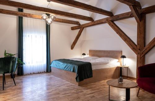 Dobrna Hotel | Gostišče Pod Kostanji
