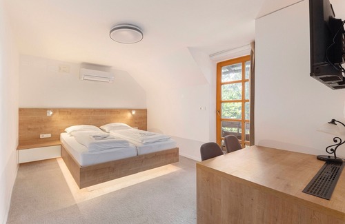 Hotemaze House | Gostilna Logar Logar Majda s.p.