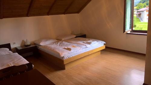 Lokve Bed & Breakfast | Gostilna Lokve