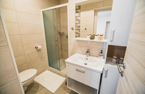 Kobarid Apartment | Gotar Apartment with Garden