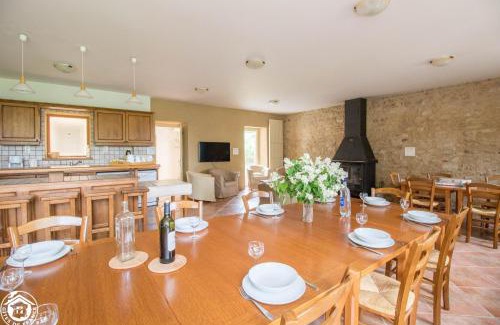 Saint-Quentin-sur-Sauxillanges House | Goulapie, Village de gîtes
