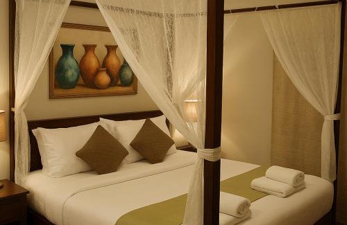 Arambol Hotel | Goya Gate Beach Resort