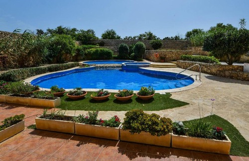 Qala Apartment | Gozo Spacious Apartment with Large Communal Pool