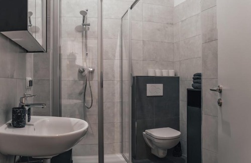 Krems an der Donau Apartment | Gozzo Woods
