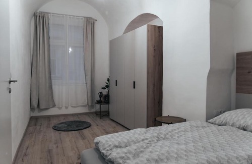 Krems an der Donau Apartment | Gozzo Woods