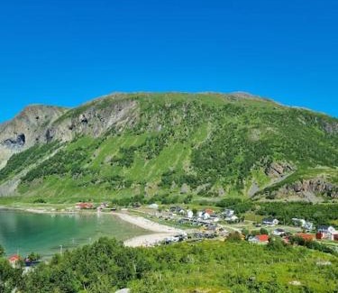 Grøtfjord House | Grøtfjord