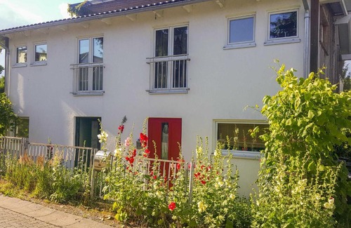 Franken Siedlung House | Grünes Sundchalet