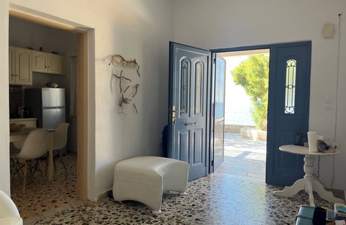 Marathokampos House | House on the Waves