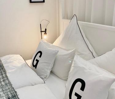 Ludwigsvorstadt-Isarvorstadt Apartment | Grace-Design-Apartment - very central