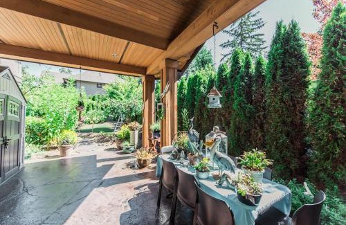 Surrey House | Grace Guest House