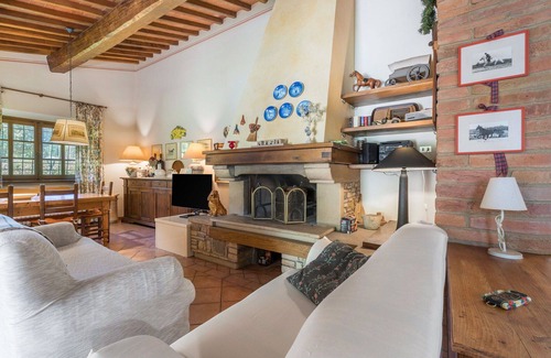 Gambassi Terme Villa | Grace Home, Pool, Wifi, Gambassi Terme