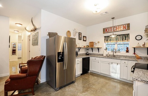 Benton Cottage | Grace Point Cottage