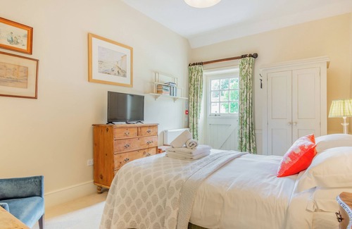 East Dean and Friston Bed & Breakfast | Grace - Tiger Inn