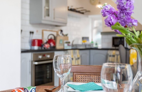 Addingham Cottage | Grade II Quirky Yorkshire Cottage