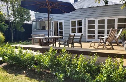 Grafton Villa | Grafton House Villa Oasis, Central Auckland
