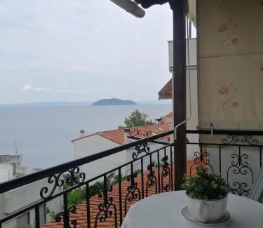 Neos Marmaras Apartment | Grammeni's Apartment