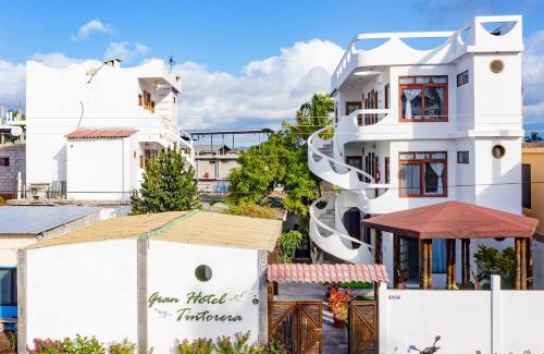 Puerto Villamil House | Gran Hostal Tintorera