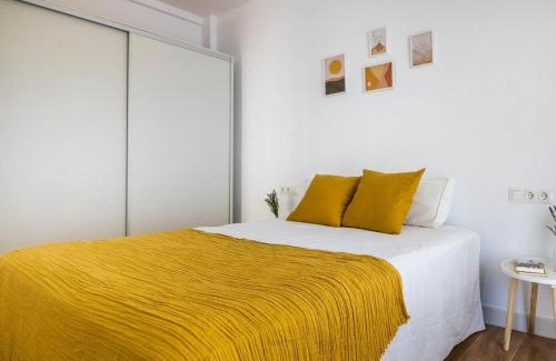 Nervion Apartment | Gran plaza home - Vacacional Sevilla