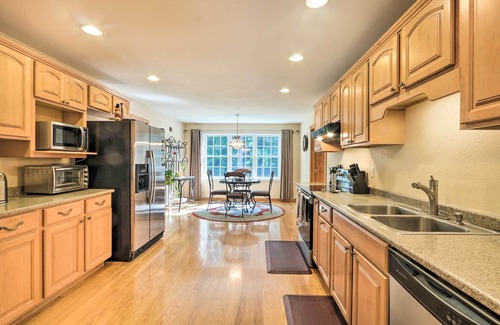 Granby House | Granby Home w/Deck < 1/2 Mi to Aldrich Lake!
