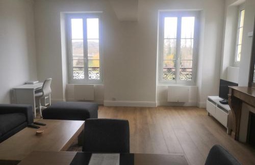 Mantes-la-Jolie Apartment | Grand 2P vue seine