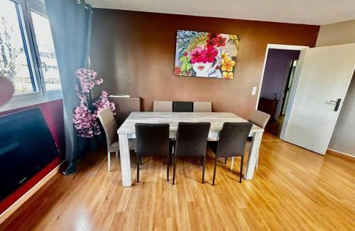 Breche - Prefecture Apartment | Grand 4 pièces +espace bureau à 20 min Paris !