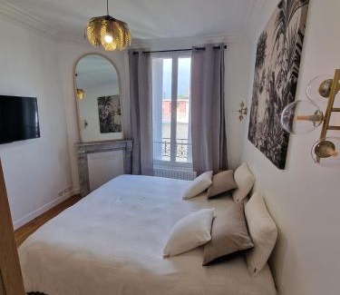 Enghien-les-Bains Apartment | Grand Appart 2 pièces Enghien-les-Bains