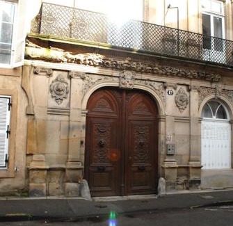 Autun Apartment | Grand Appartement a Maison sculptée