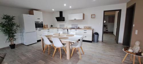Bennwihr Apartment | Grand Appartement Cosy Chez Pépette à 5 min de Colmar