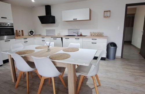Bennwihr Apartment | Grand Appartement Cosy Chez Pépette à 5 min de Colmar