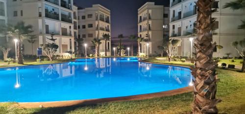 Cherrat Apartment | Grand appartement vue golf a 2 min de la plage Bouznika