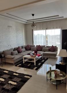 Cherrat Apartment | Grand appartement vue golf a 2 min de la plage Bouznika