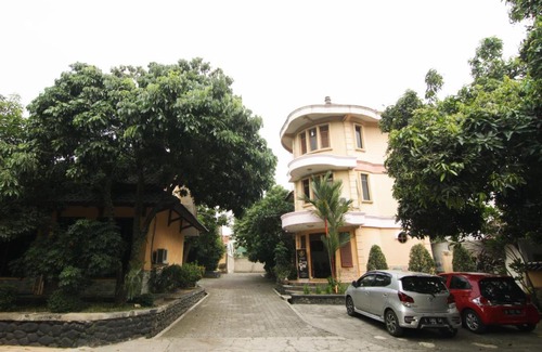 Purwakarta Hotel | Grand Ciwareng Inn Hotel and Resort
