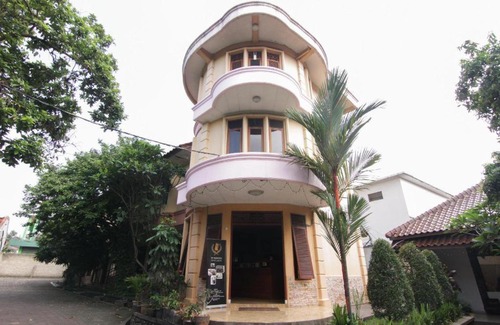 Purwakarta Hotel | Grand Ciwareng Inn Hotel and Resort