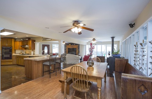 Bellevue House | Grand Dream Vacation Home in Nashville 7+ beds!