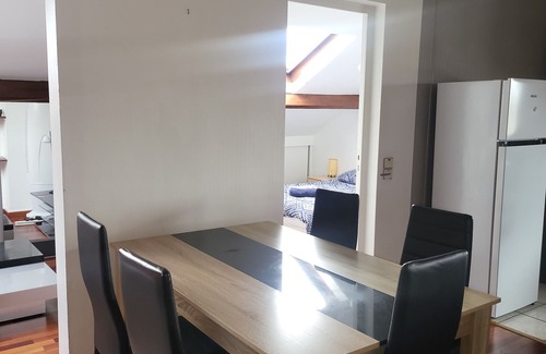 La Varenne Saint-Hilaire Apartment | Grand Duplex Near Paris & RER A - 6 travellers