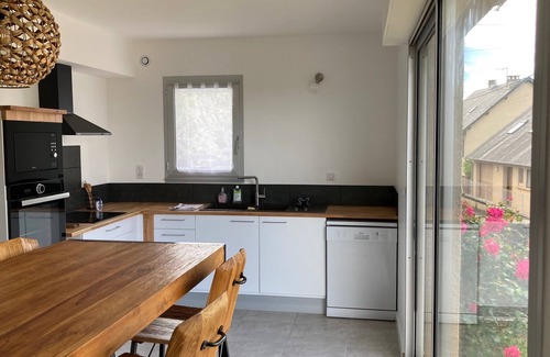 Bozouls House | Grand Gîte Entièrement Rénové au Cœur de Bozouls