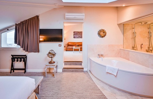 Les Sablettes Resort | Grand Hotel Des Sablettes Plage, Curio Collection By Hilton
