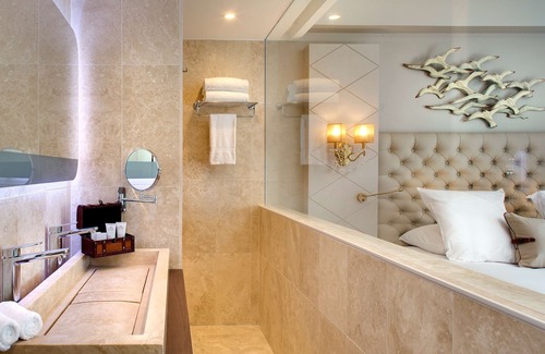 Les Sablettes Resort | Grand Hotel Des Sablettes Plage, Curio Collection By Hilton
